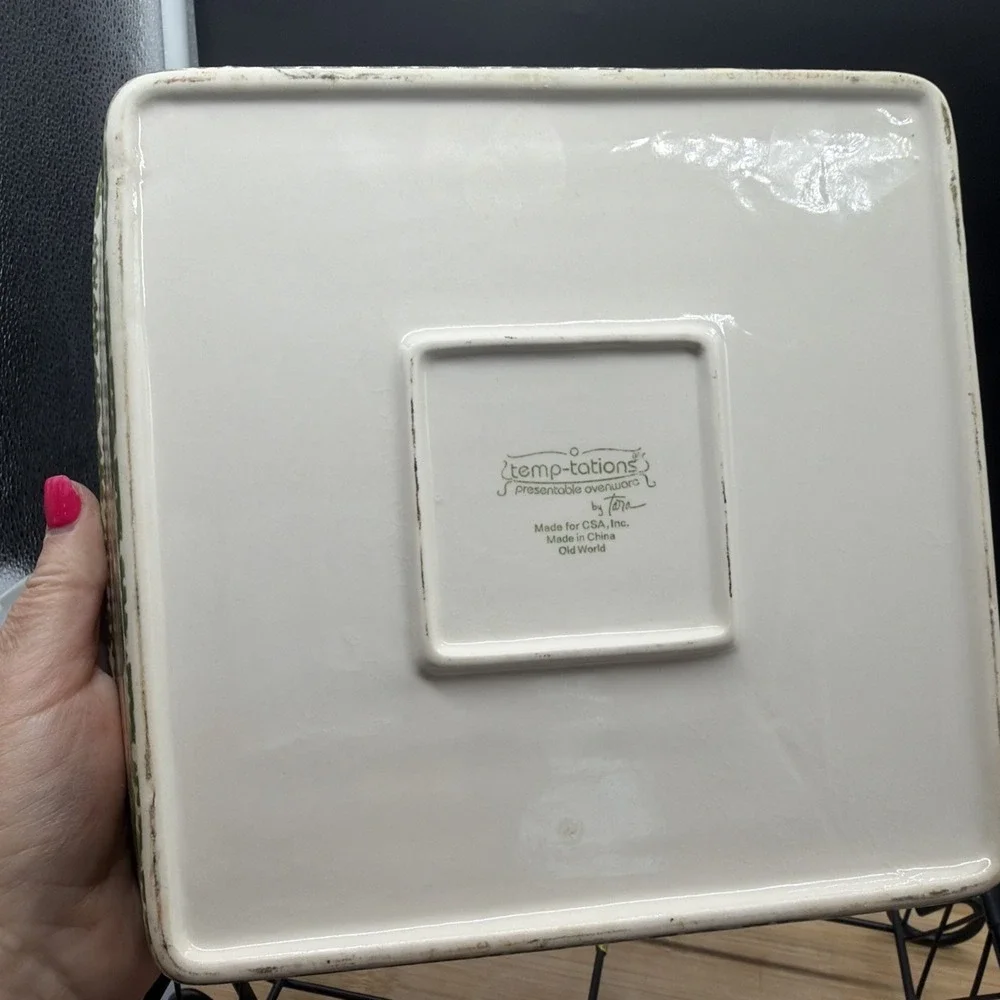 Temptations by Tara Old World Green 2 qt Square Casserole, Lid, Stand